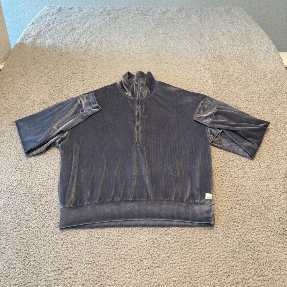 Vuori Quarter-Zip Velvet Pullover - Charcoal